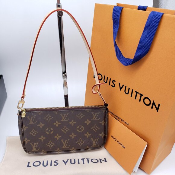 Authentic Louis Vuitton Pochette Accessories Monogram Shoulder Bag lux490-120925 - Picture 15 of 15